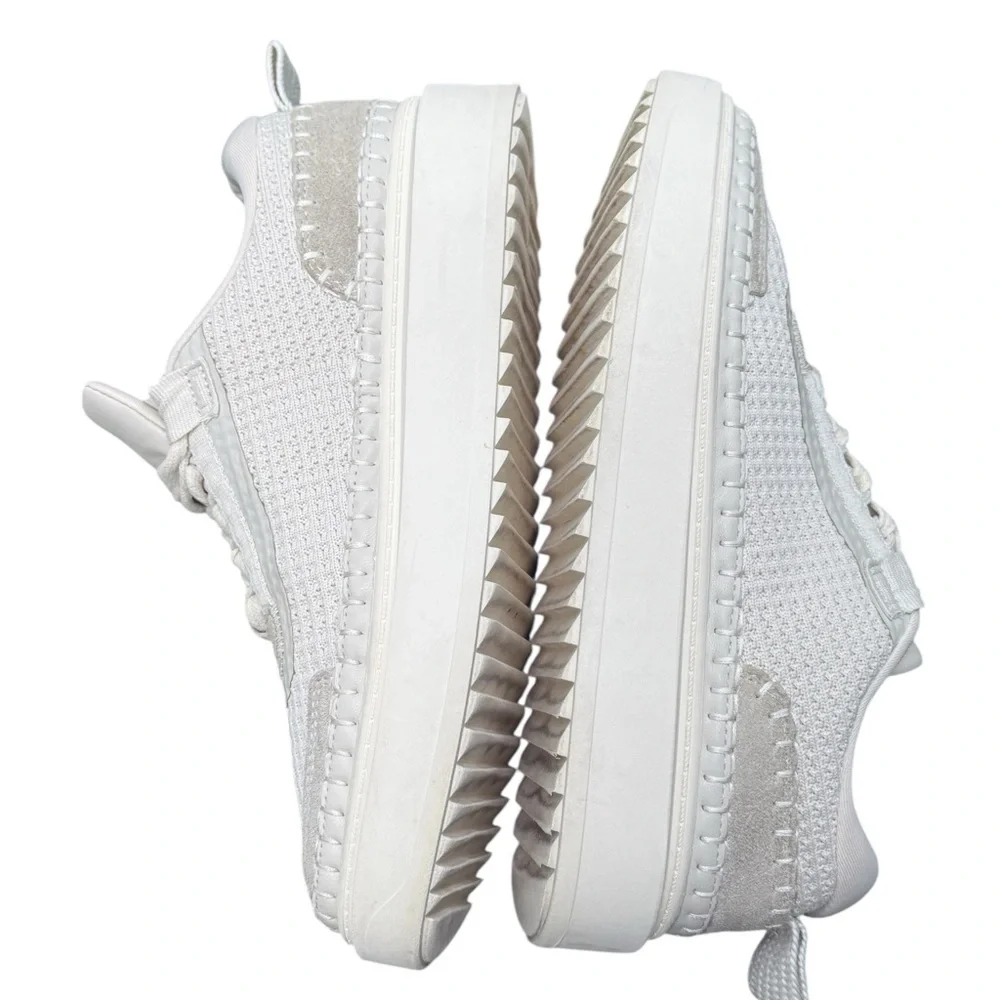 Steve Madden Charlie Sneaker‎ Women’s 7 White Platform Casual Lace Up Shoes